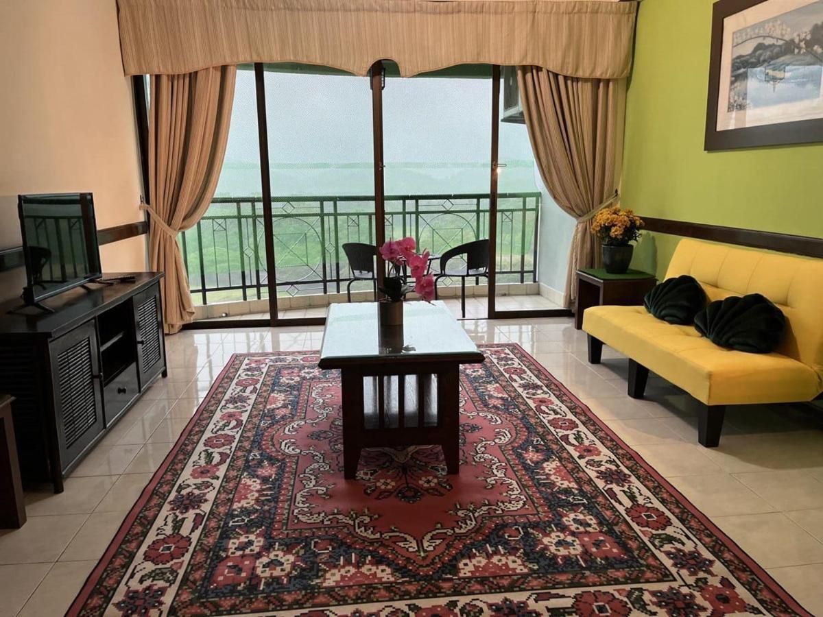 Dsavoy Afamosa Melaka Appartamento Esterno foto